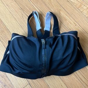 Victoria Secret Incredible Knockout Ultra Max Sports Bra